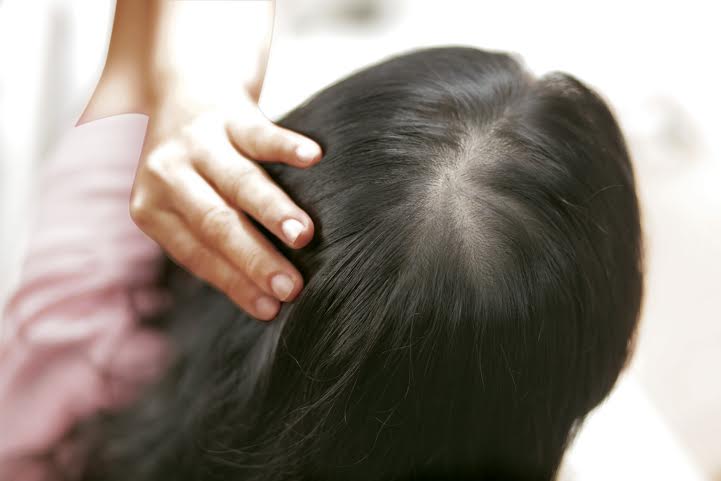 TOP 9 Tinh dầu mọc tóc được xem là “thần dược” kích thích mọc tóc nhanh và hiệu quả nhất